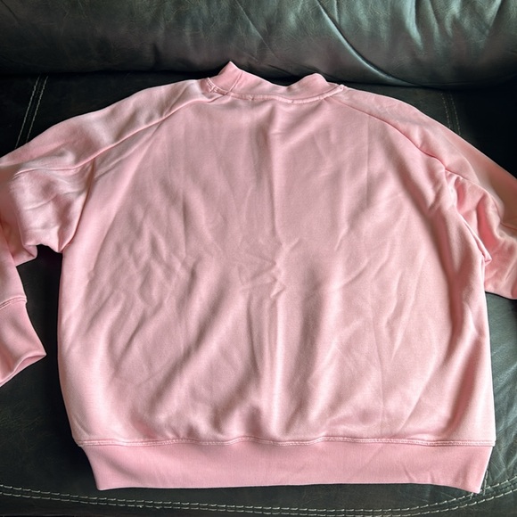 Inspired Nike pullover - Picture 3 of 3